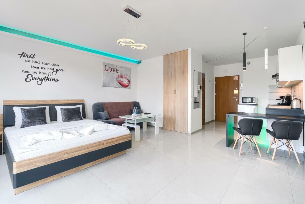 Good Day Apartments- Private Parking New Town Szczecin Exterior photo